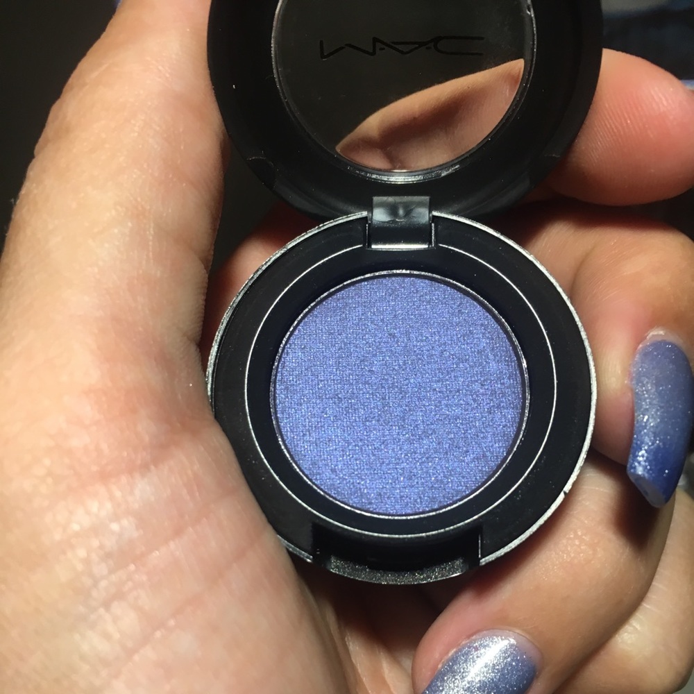 MAC Cosmetics Eyeshadow - Contrast - Discontinued